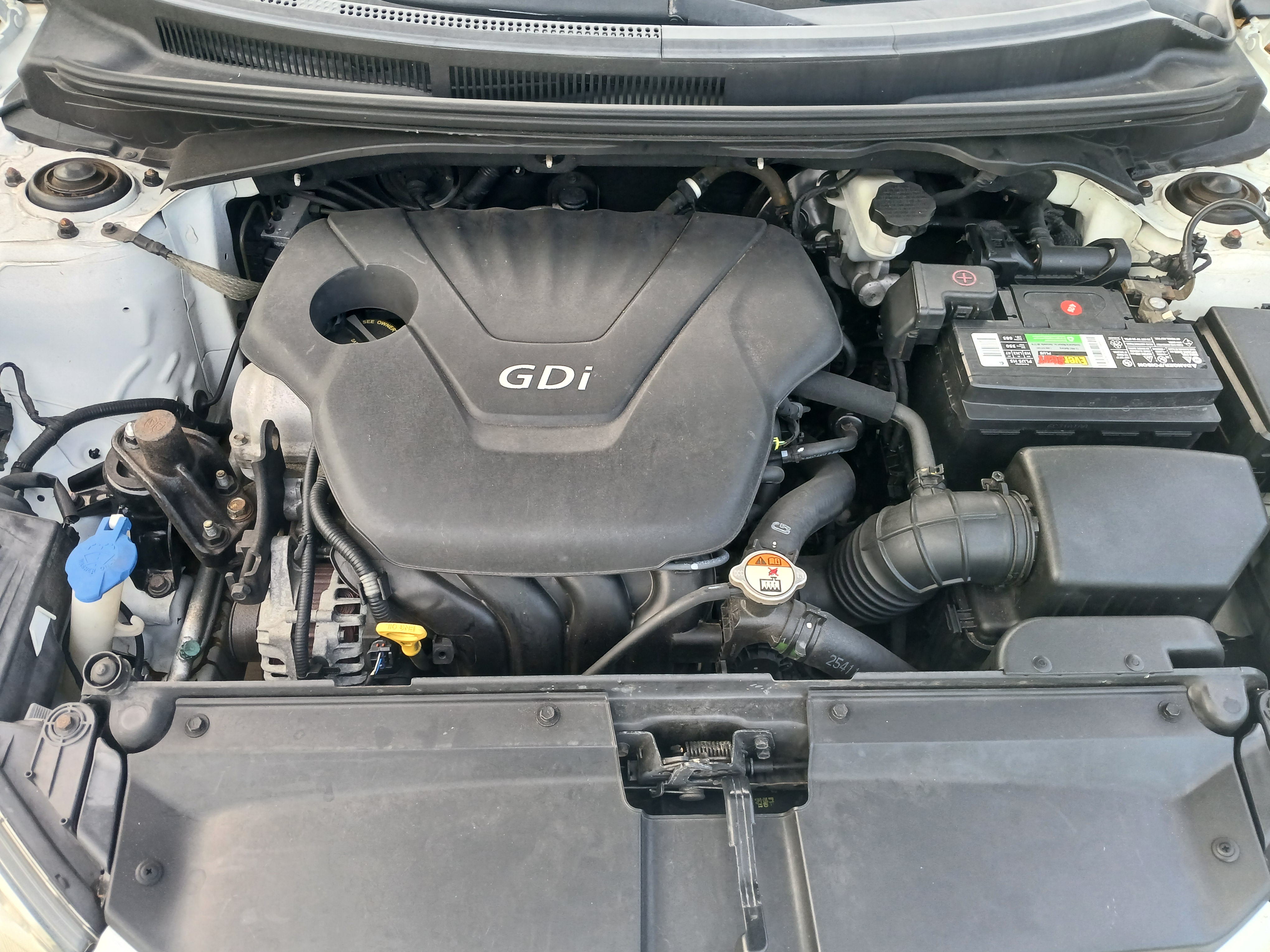 Used 2013 Hyundai Veloster FWD image 14
