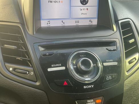 Used 2017 Ford Fiesta ST image 10