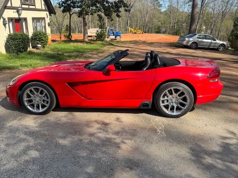 Used 2003 Dodge Viper SRT-10 image 10