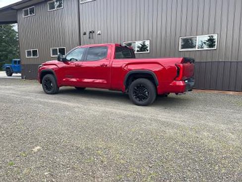 Used 2025 Toyota Tundra SR5 w/ SR5 Premium Package image 13