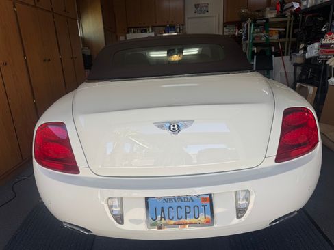 Used 2011 Bentley Continental GTC AWD/4WD image 13