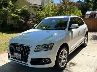 Used 2015 Audi Q5 2.0T Premium Plus w/ Technology Package