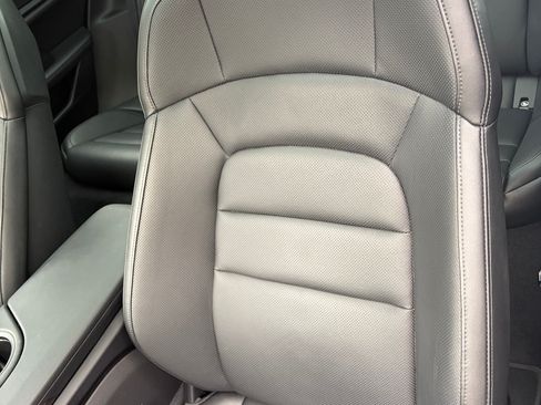 Used 2021 Porsche Taycan Sedan 4D image 27