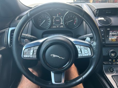 Used 2018 Jaguar F-TYPE Coupe image 10