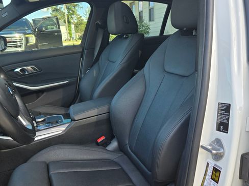 Used 2021 BMW 330i xDrive Sedan w/ Premium Package image 8