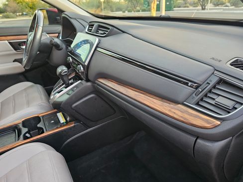 Used 2021 Honda CR-V Touring image 14