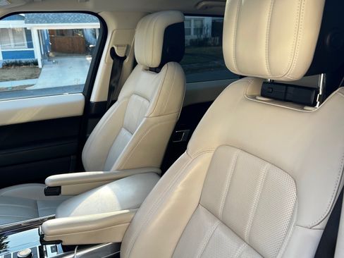 Used 2021 Land Rover Range Rover Sport HSE Silver Edition image 10