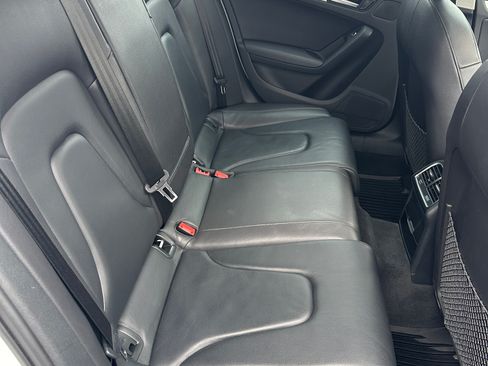 Used 2016 Audi A4 2.0T Premium image 11