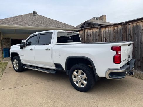 Used 2020 Chevrolet Silverado 2500 LTZ w/ LTZ Plus Package image 5