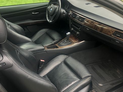 Used 2009 BMW 328i xDrive Coupe AWD/4WD image 4