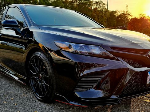 Used 2024 Toyota Camry image 14