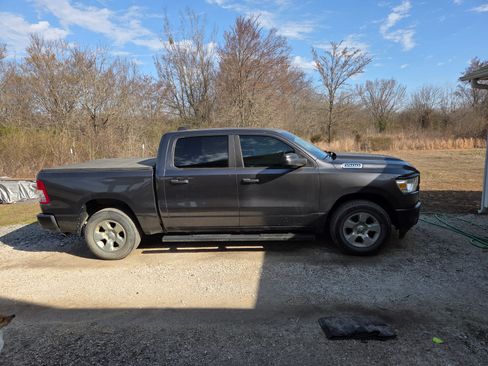Used 2020 RAM 1500 Tradesman image 2
