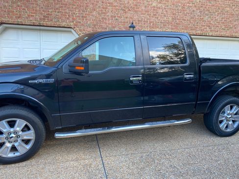 Used 2010 Ford F150 Lariat AWD/4WD image 4