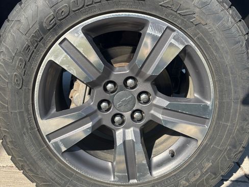 Used 2016 Chevrolet Colorado LT w/ Luxury Package, Chrome image 10