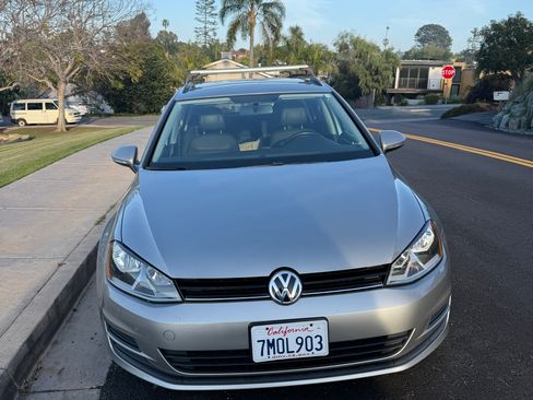 Used 2015 Volkswagen Golf TDI S image 6