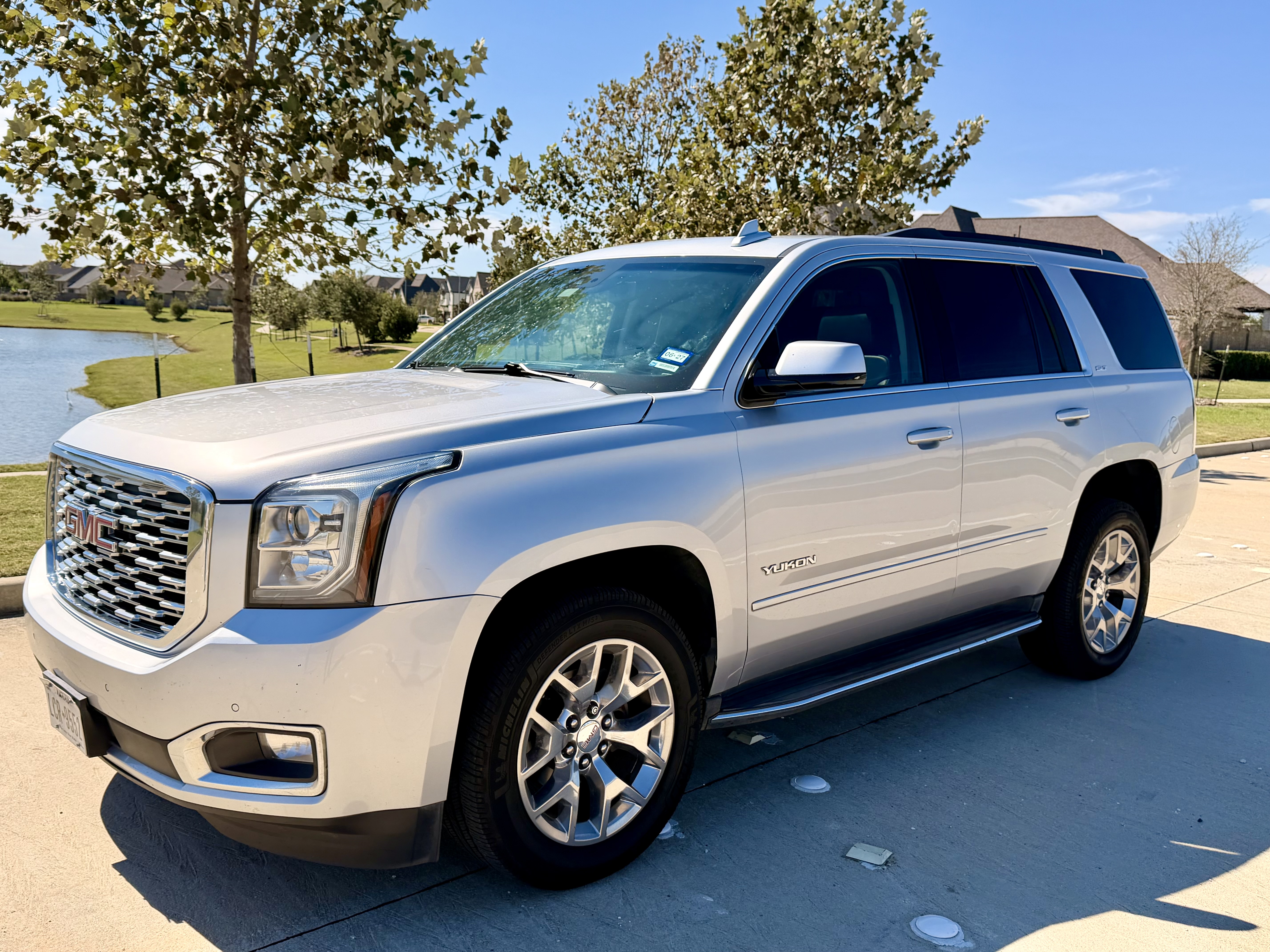 Used 2018 GMC Yukon SLT RWD image 4