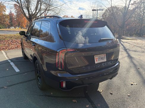 Used 2025 Kia Telluride EX X-Line AWD/4WD image 9