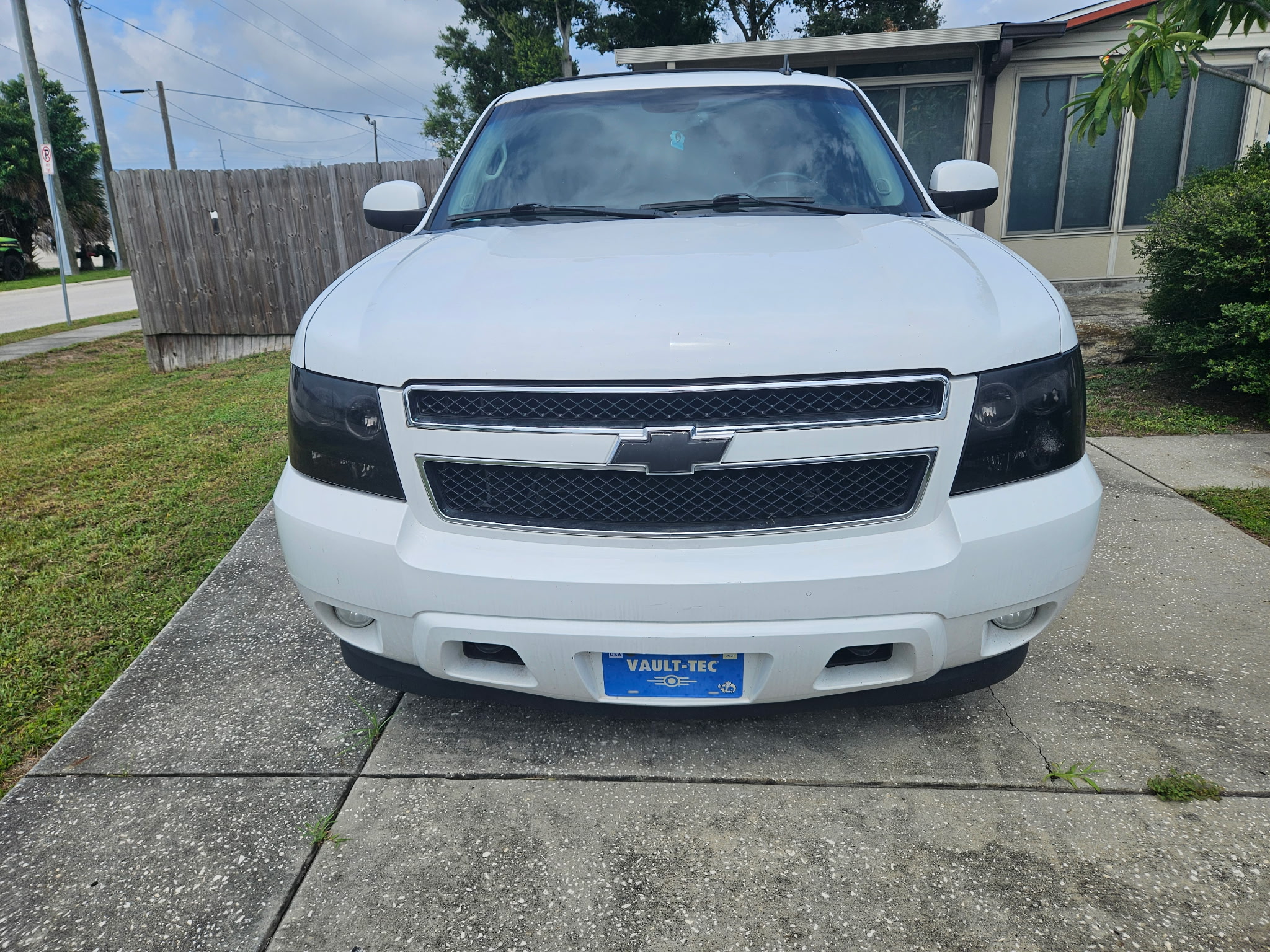 Used 2011 Chevrolet Suburban LT AWD/4WD image 1