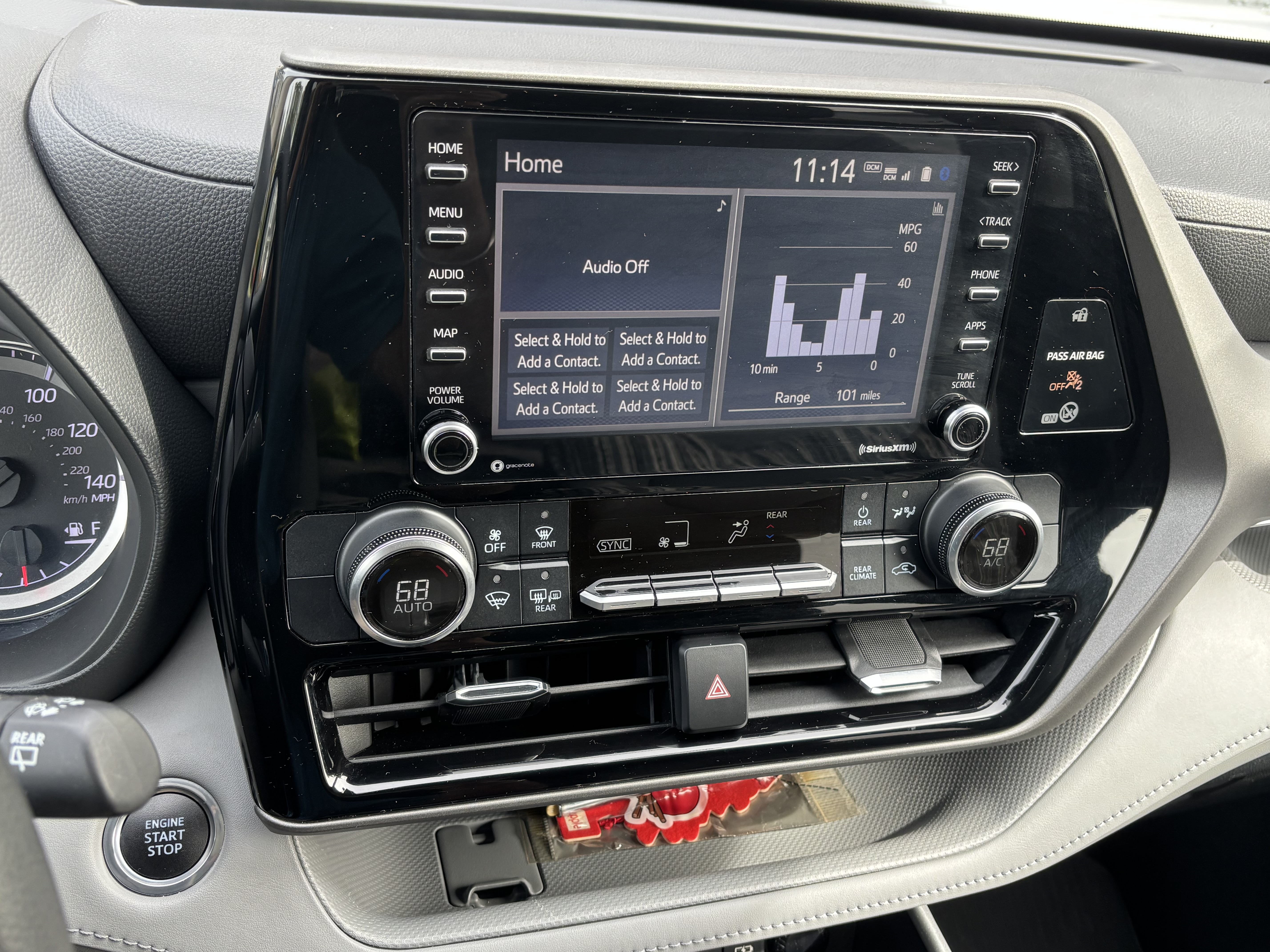Used 2020 Toyota Highlander L AWD/4WD image 8