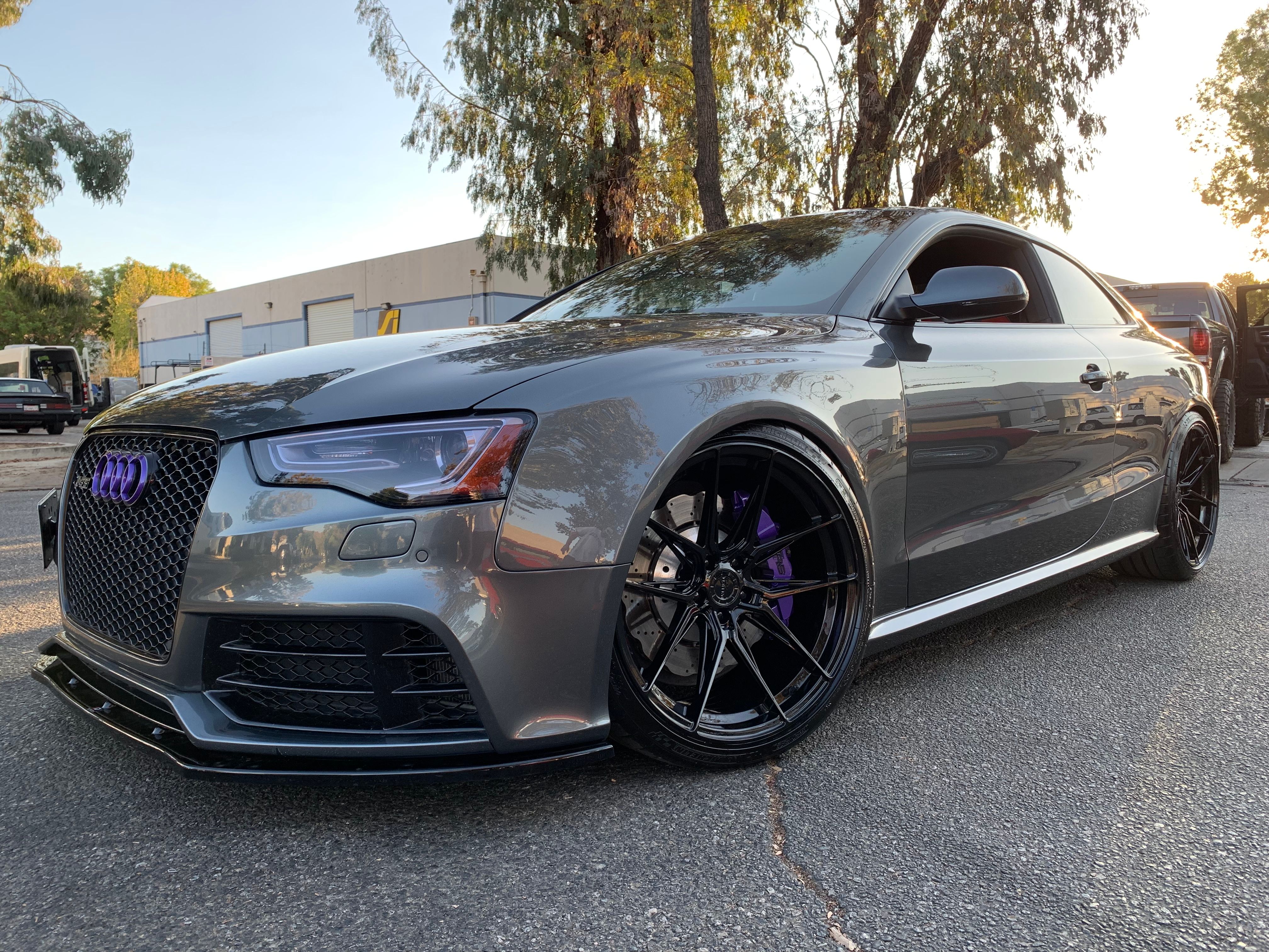 Used 2015 Audi RS 5 Coupe AWD/4WD image 2