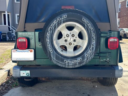 Used 2001 Jeep Wrangler Sahara AWD/4WD image 5