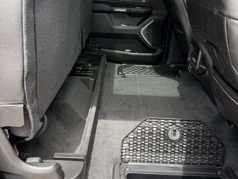 Used 2022 RAM 1500 Limited AWD/4WD image 19