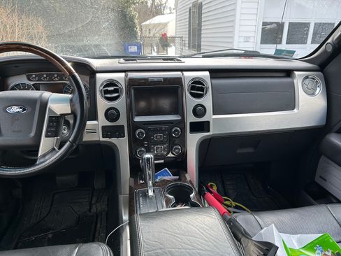 Used 2013 Ford F150 Platinum image 13