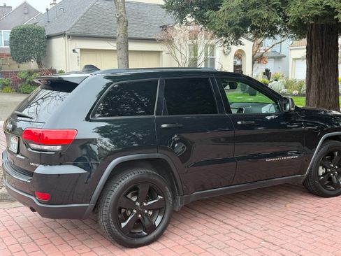 Used 2015 Jeep Grand Cherokee Limited image 6