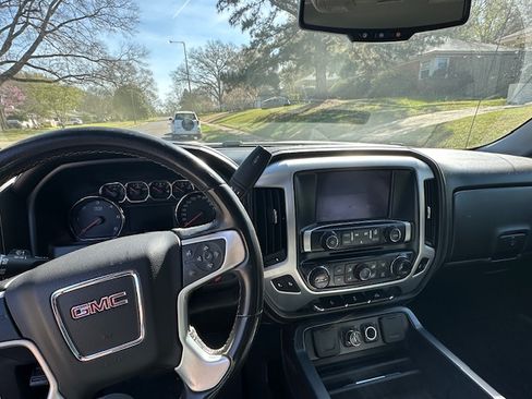 Used 2015 GMC Sierra 1500 SLT w/ SLT Crew Cab Value Package image 10