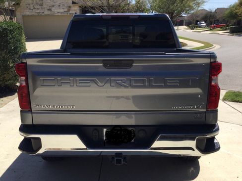 Used 2019 Chevrolet Silverado 1500 LT w/ Texas Edition image 12