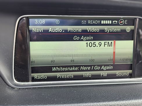 Used 2014 Mercedes-Benz E 350 Cabriolet image 19