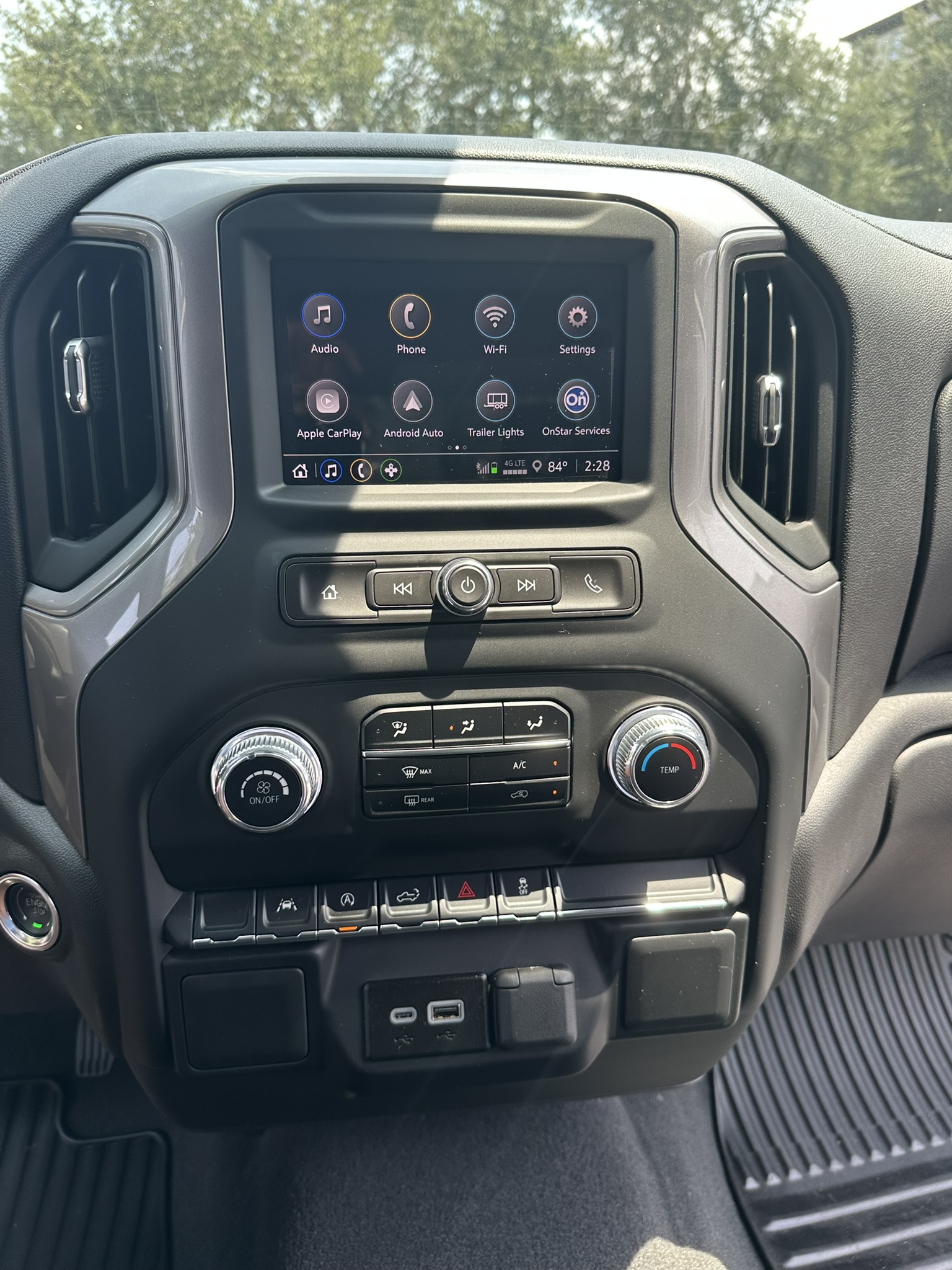 Used 2024 GMC Sierra 1500 Pro w/ Graphite Edition AWD/4WD image 17