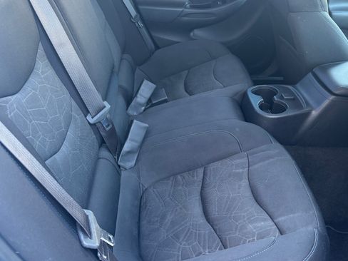 Used 2017 Chevrolet Volt LT FWD image 15