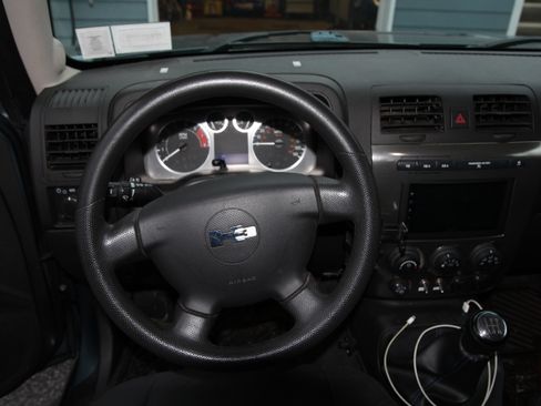 Used 2007 HUMMER H3 image 10