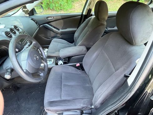 Used 2010 Nissan Altima 2.5 S image 8