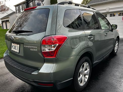 Used 2015 Subaru Forester 2.5i Premium w/ Popular Package #2 image 4