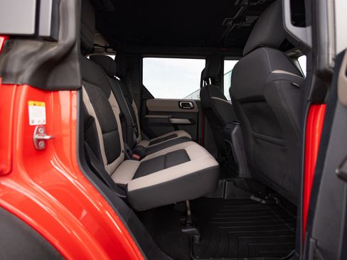 Used 2022 Ford Bronco Wildtrak image 24