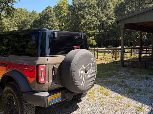 Used 2025 Ford Bronco Outer Banks w/ Sasquatch Package AWD/4WD image 5