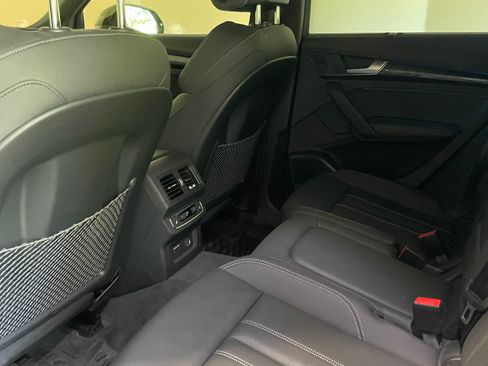 Used 2023 Audi SQ5 Prestige w/ Prestige Package AWD/4WD image 11
