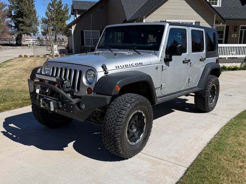 Used 2007 Jeep Wrangler Unlimited Rubicon w/ PWR Convenience Group image 2