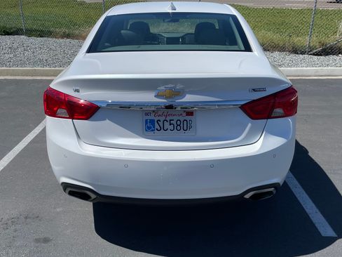 Used 2018 Chevrolet Impala Premier w/ Premier Confidence Package image 31