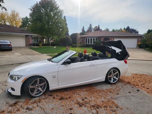 Used 2012 BMW 335is Convertible image 6