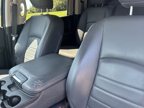 Used 2018 RAM 2500 Tradesman w/ Popular Equipment Group AWD/4WD image 17