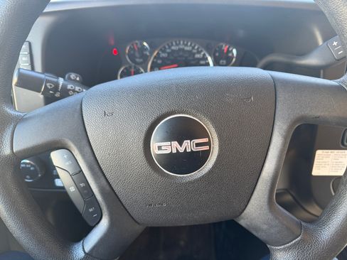 Used 2021 GMC Savana 3500 Extended w/ Power Convenience Package image 14