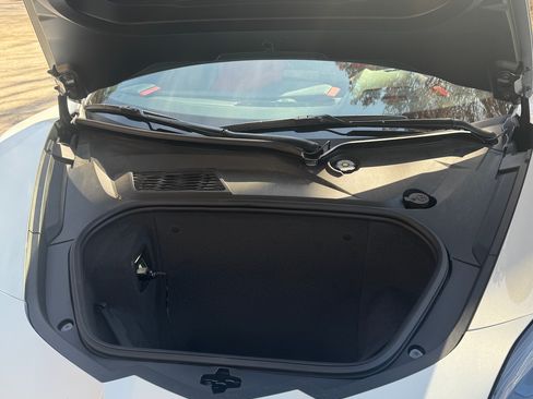 Used 2021 Chevrolet Corvette Stingray Preferred Cpe w/ Z51 Performance Package image 10