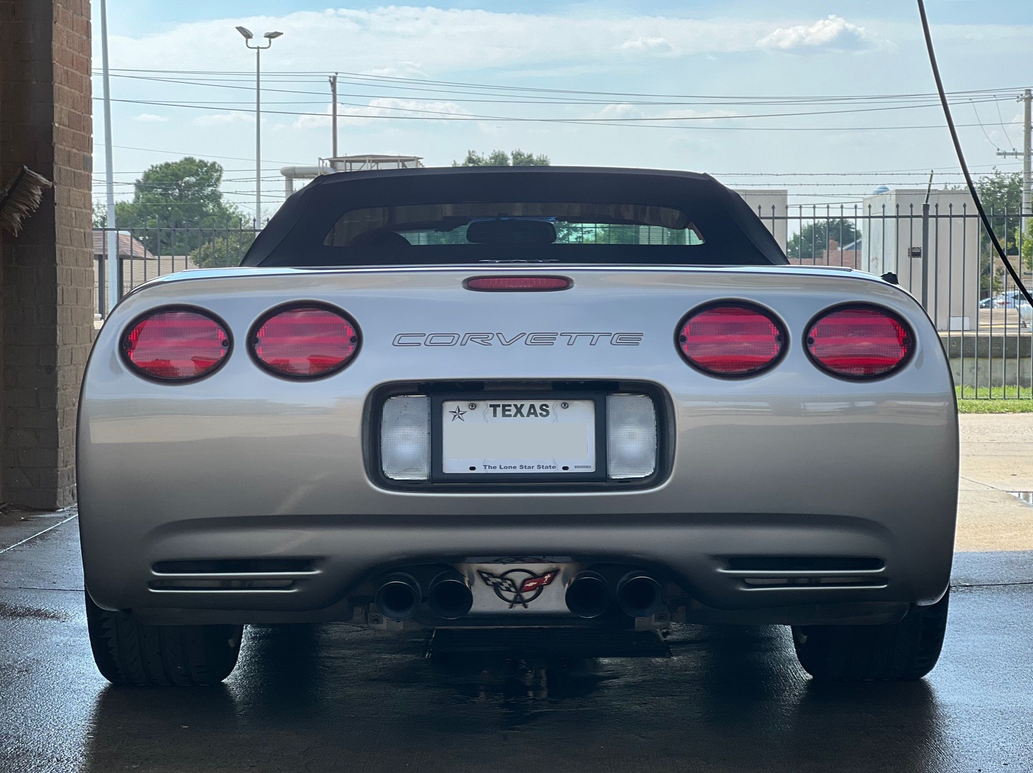 Used 2001 Chevrolet Corvette Convertible w/ Preferred Equipment Group2 RWD image 11
