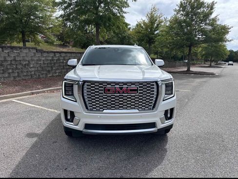 Used 2022 GMC Yukon Denali w/ Denali Ultimate Package image 1