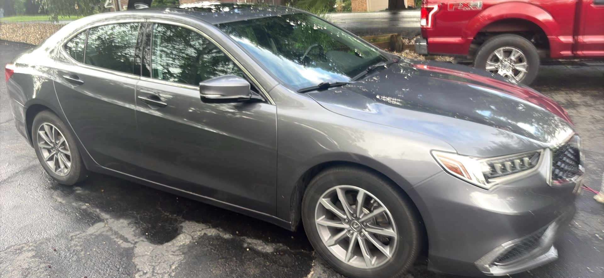 Used 2020 Acura TLX FWD image 3