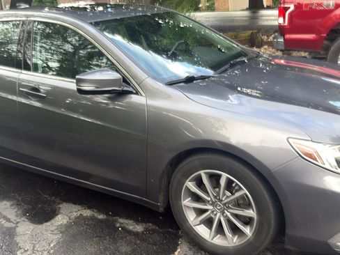 Used 2020 Acura TLX FWD image 3