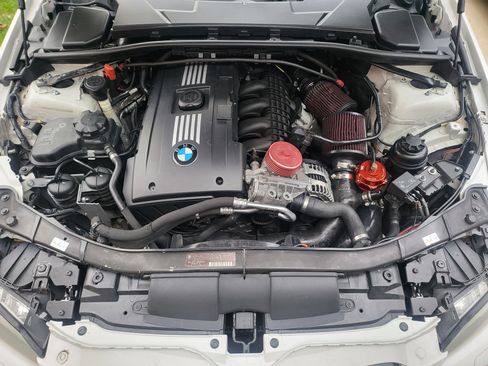 Used 2012 BMW 335is Convertible image 10